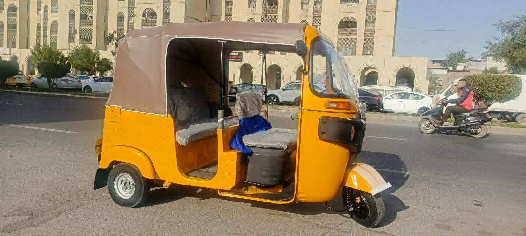 سلام عليكم تكتك للبيع موديل 20 التكتك مكفوله فقط بس الدويس معمره امانت تجي وتشوف تكتك نفس إلي بصوره مكاني بغداد شارع حيفا السعر 7,700 رقم ***********
