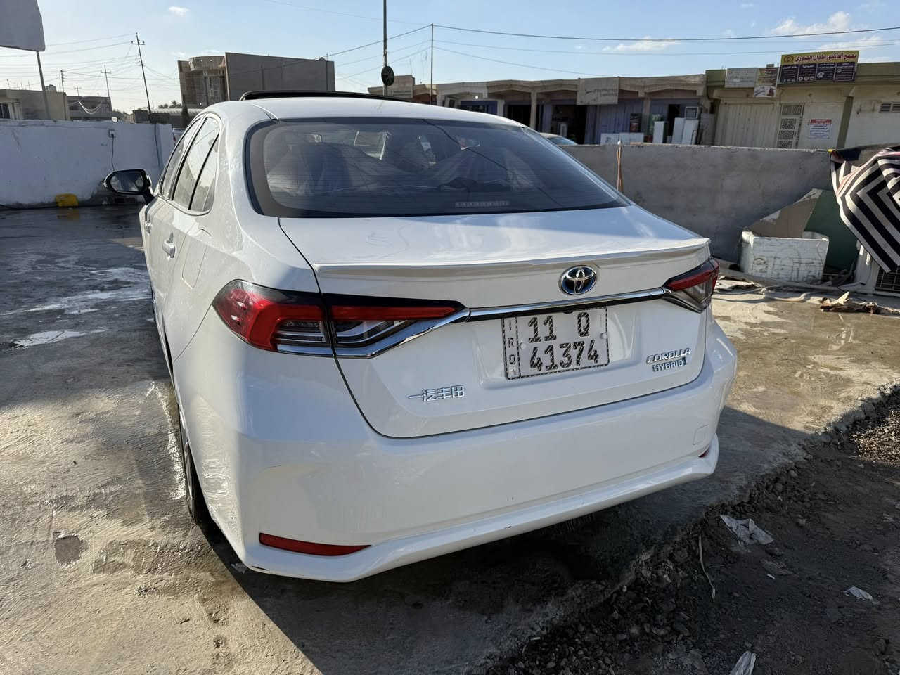 السلام عليكم
للبيع كورلا هايبر 
موديل ٢٠٢٤ 
رقم بغداد بسمي
كفاله عامه ما عده الرصعه هاذ الي بل هلال 
ماشيه ١٣ الف 
 مكان السياره صلاح الدين الضلوعيه 
رقم *********** 
السعر 150 بيها مجال قليل
