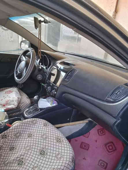 سلام عليكم سياره للبيع ٩٠ وبه مجال هذى رقم راعيه ***********
