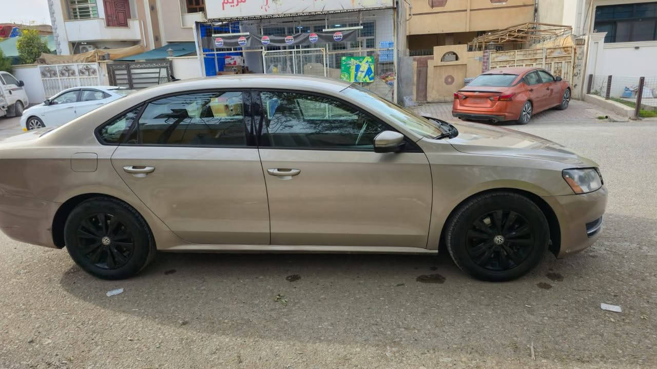 سلام و عليكم
باصات موديل 2015 ثلاث مواصفات 
ضرر واضح ع بوند و قطعة  شبر بارد ع جاملغ 
سنوية لوحات جدد دفتر بنزين موجود 
للاستفسار ***********
مامتواجد ع فيس
