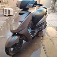 دراجة سنكس نظيفة وكاملة أوراقها موجودة بيها نقوصات قليلة للاتصال 07774...