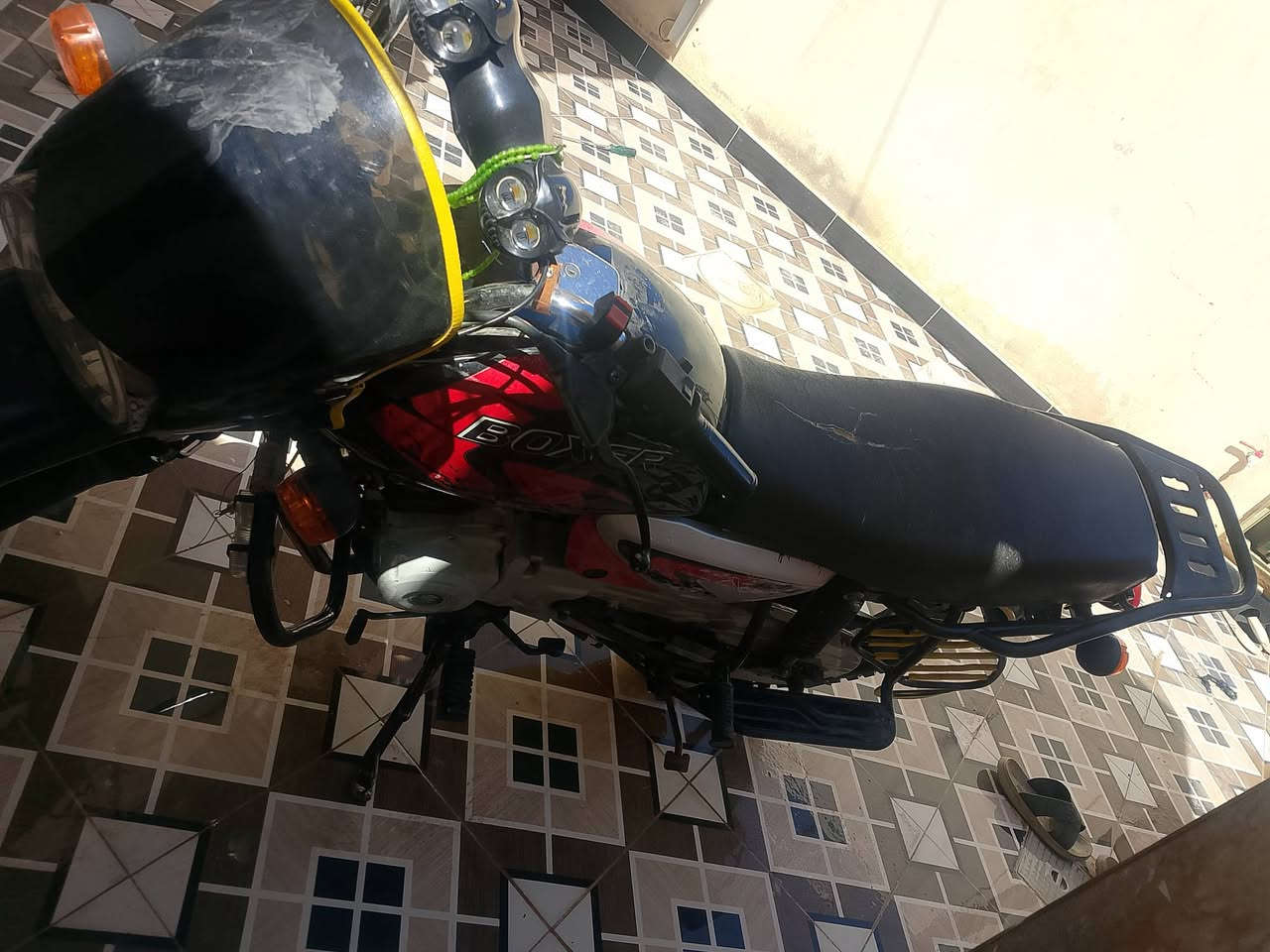 بوكسر جبلي موديل ٢١ نضيفة مابيهة اي نقص ما مرقم بيهة ورقة وحدة مال المنفيس الاصلية الدراجة تنقص دهن العنوان ديالى بعقوبة  ***********

