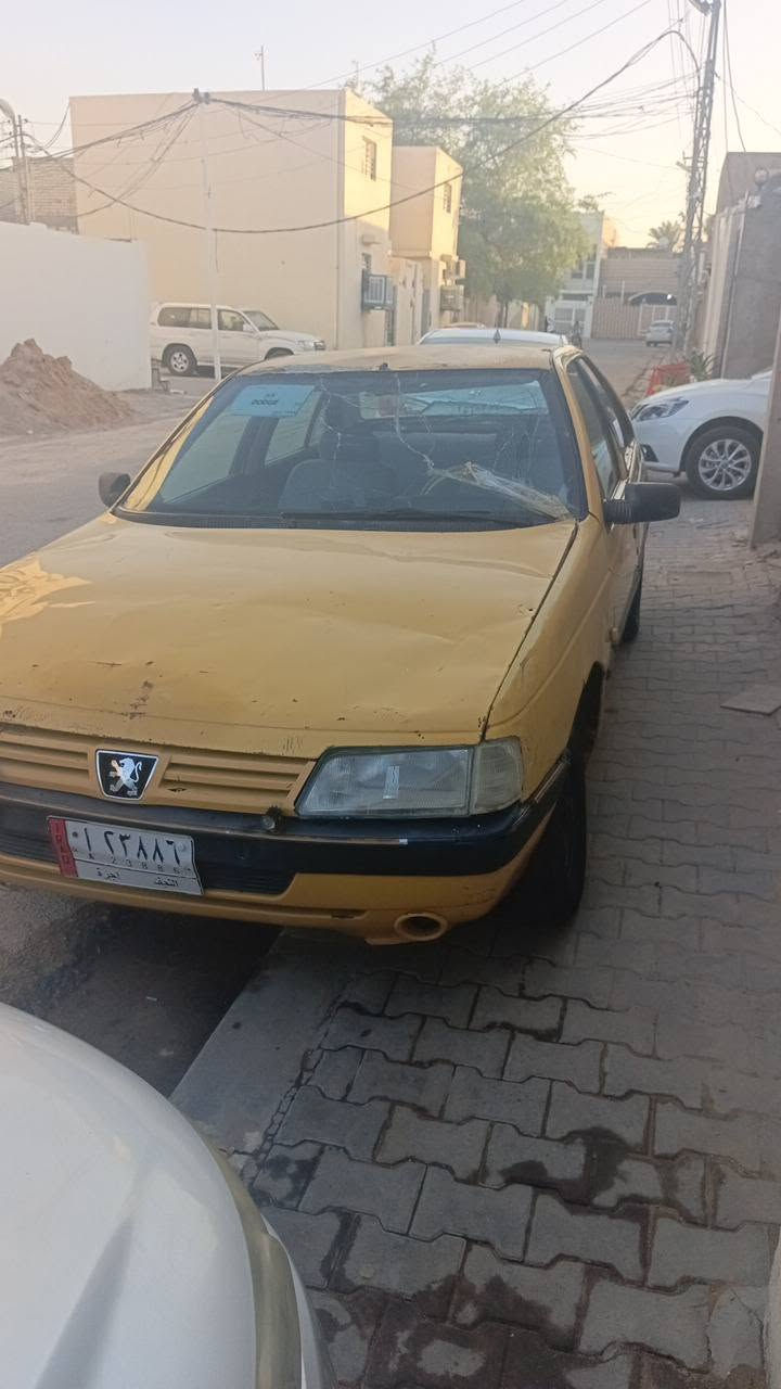 سلام عليكم بيجو روه مكينه جديده 9وبيه مجال اتماتيك سلف واكف بدون راعي مكاني نجف***********
