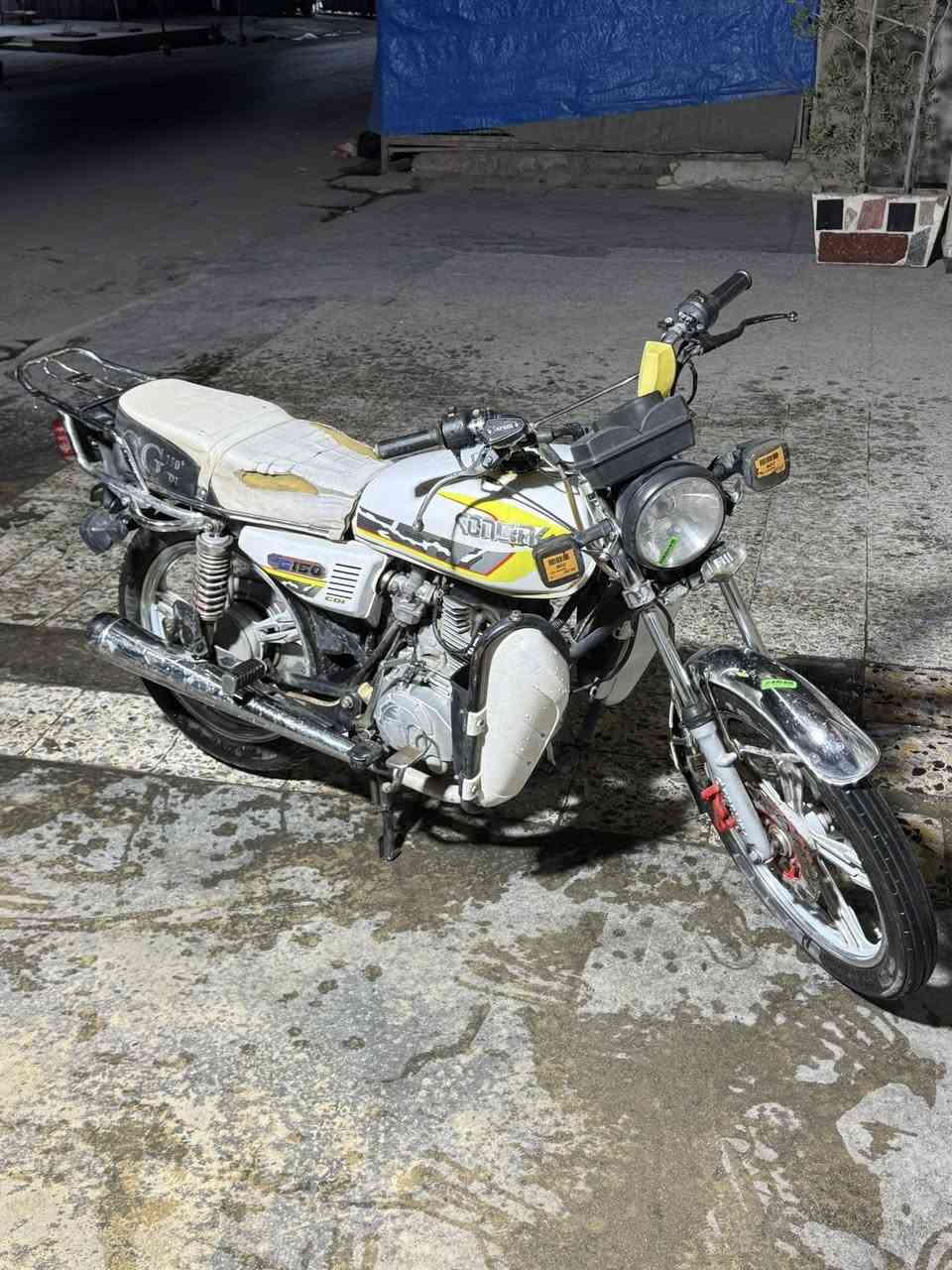 سلام عليكم شباب دراجه سولنك باب اول موديل 2024كير ومكينه شرط الكفاله خير من الله دراجه رقم واحد قويه والجنايه يعرفونها يرادلها ترتيب بيها نواقص دبلات اماميه ودشبول وفحمات سلف ااوراق تالفه مكفوله سرقه وعشاير سعرها 400 بيها مجال حك الجيه مكاني بغداد الامين الثانية
للتواصل واتساب فقط ***********
