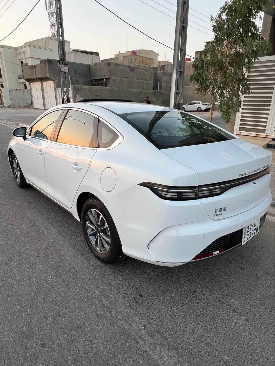 Byd دستروير 2025
كفاله عامه ماعده اربع اصابع طخه خفيفه بدون بارد
ماشيه 8000الف kmفول مواصفات فتحة سقف شاشه جبيره قلاب …تواصل 
سعر 133ورقه وبيه مجال بسيط  *********** Singapore
