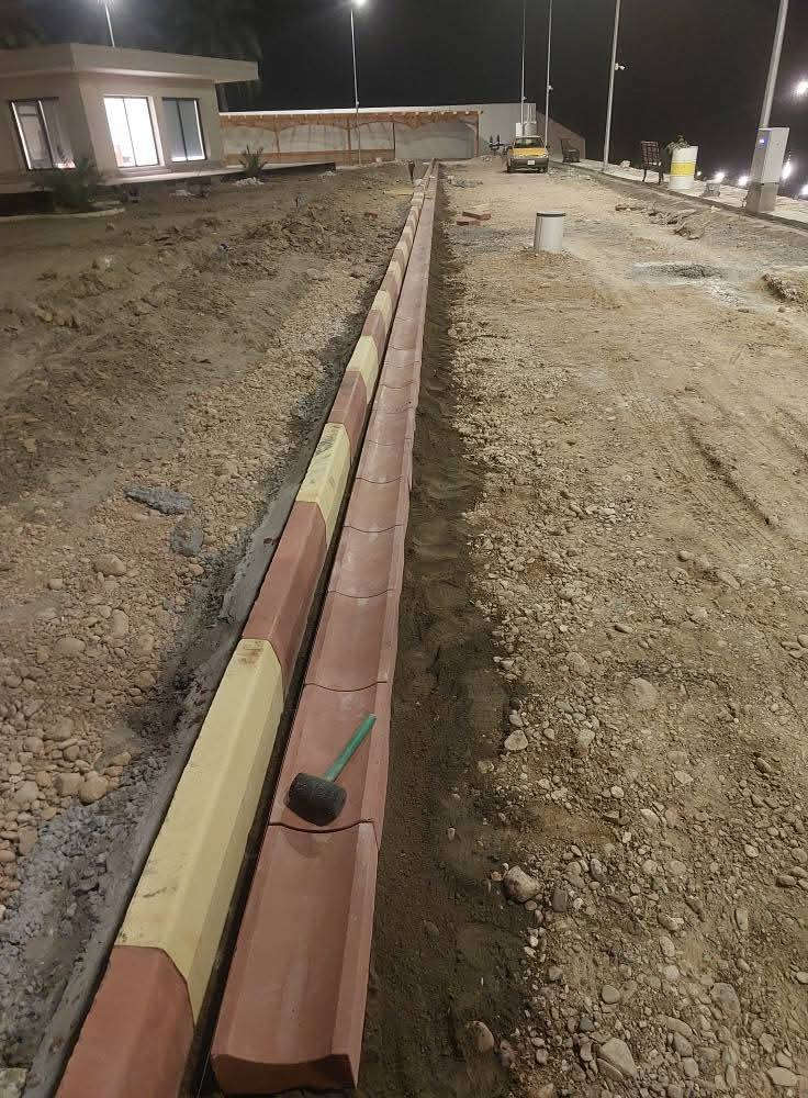 السلام عليكم كادر تطبيك     انواع مقرنص ارصفه كربستون  ساقية امطار
نعمل الى جميع المحافظات شرط استلام مهندسين سرعة العمل انتاج دقت العمل النظافه 💯 من 💯 بادرة مصطفى ***********
