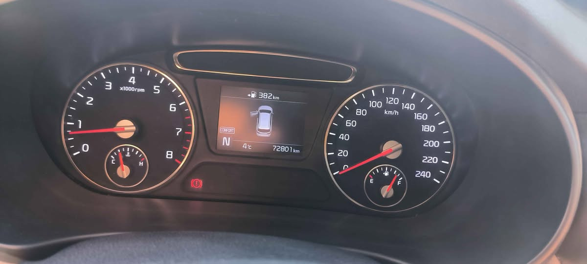 ‏‎سلام عليكم 
 للبيع 
كيا سورنتو 2020 خليجي  
رقم بابل ..18
6 سلندر 3.5
7 راكب 
3 قطع تبريد 
بصمة 
بصمة ابواب  
جنطة كهربائية 
جنطة ذكية 
كشنات جلد
كشنات كهرباء 
مانع نزلاق 
4 انظمة قيادة   
نظام ترحيب  
ويل كروم 19
حساسات امامي و خلفي 
اشاير بل مري 
كروز سرعة 
تحكم استرن 
لايت زنون 
بردات خلفيه 
شحن لاسلكي 
السياره ماشيه : 72000km
🟩 السعر المطلوب  _ ( 270$ )    
السياره مكفوله كفاله عامه                     
للاتصال ..‏‪0783 806 1628‬‏ حلة, بابل
