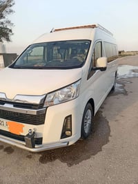 للبيع موديل 2023 ماشيه( 226) فول مواصفات بانزين كير عادي/ باب كهربائي ...