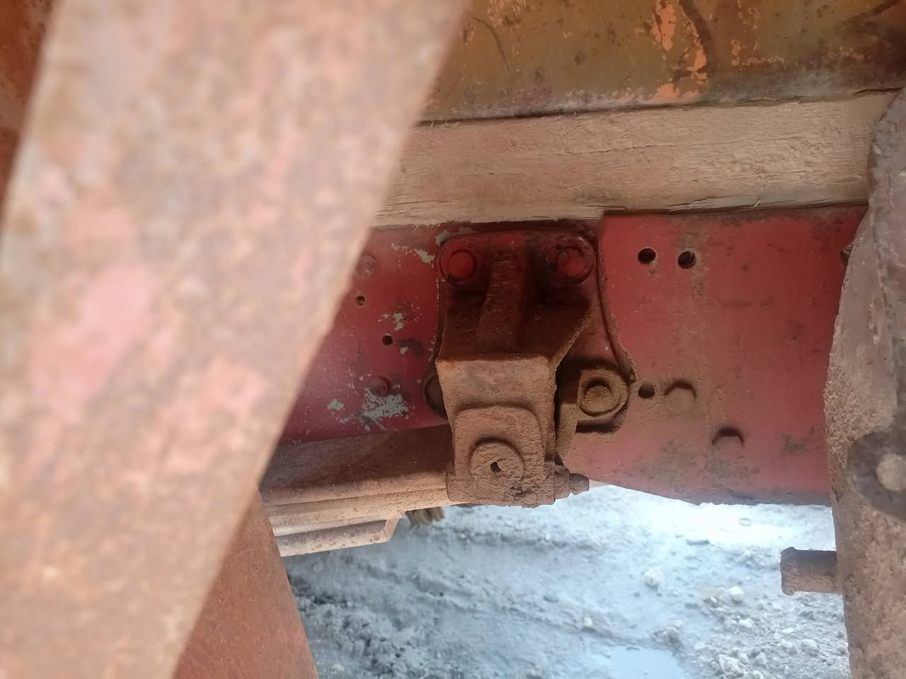 البيع بردين 86 بلدي مكفول ***********
