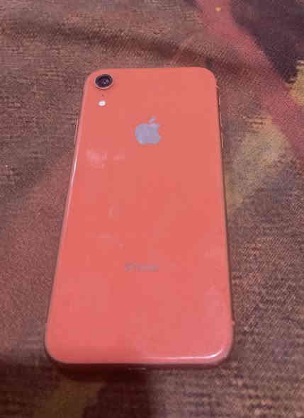 ايفون   XRذاكره 128  شرط الفحص    التواصل  ***********
