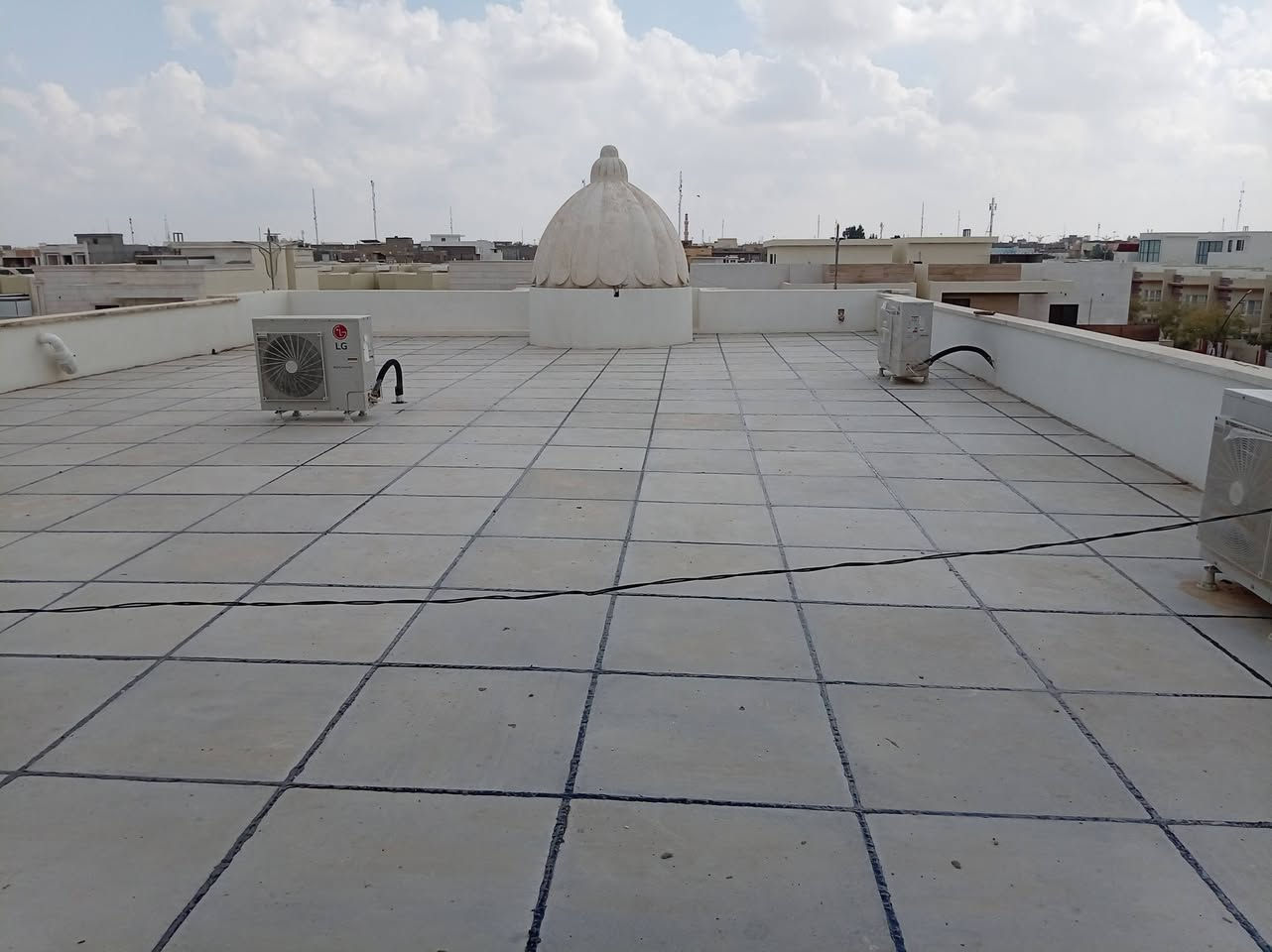 سلام عليكم
نشتغل اشتايكر والجير السطح وجير أساس نشتغل كرسته وعمل ونشتغل بس عمل ونشتغل جير بارد اكو عوازل حرارة مثل الفوم أو الفين اكو احجام وقياسات حسب المواد صيانه ماستك تنظيف السطح قبل الشغل مساحه صغيره تنحسب قطعي التواصل رسول العسافي 
واتساب واتصال   ***********
