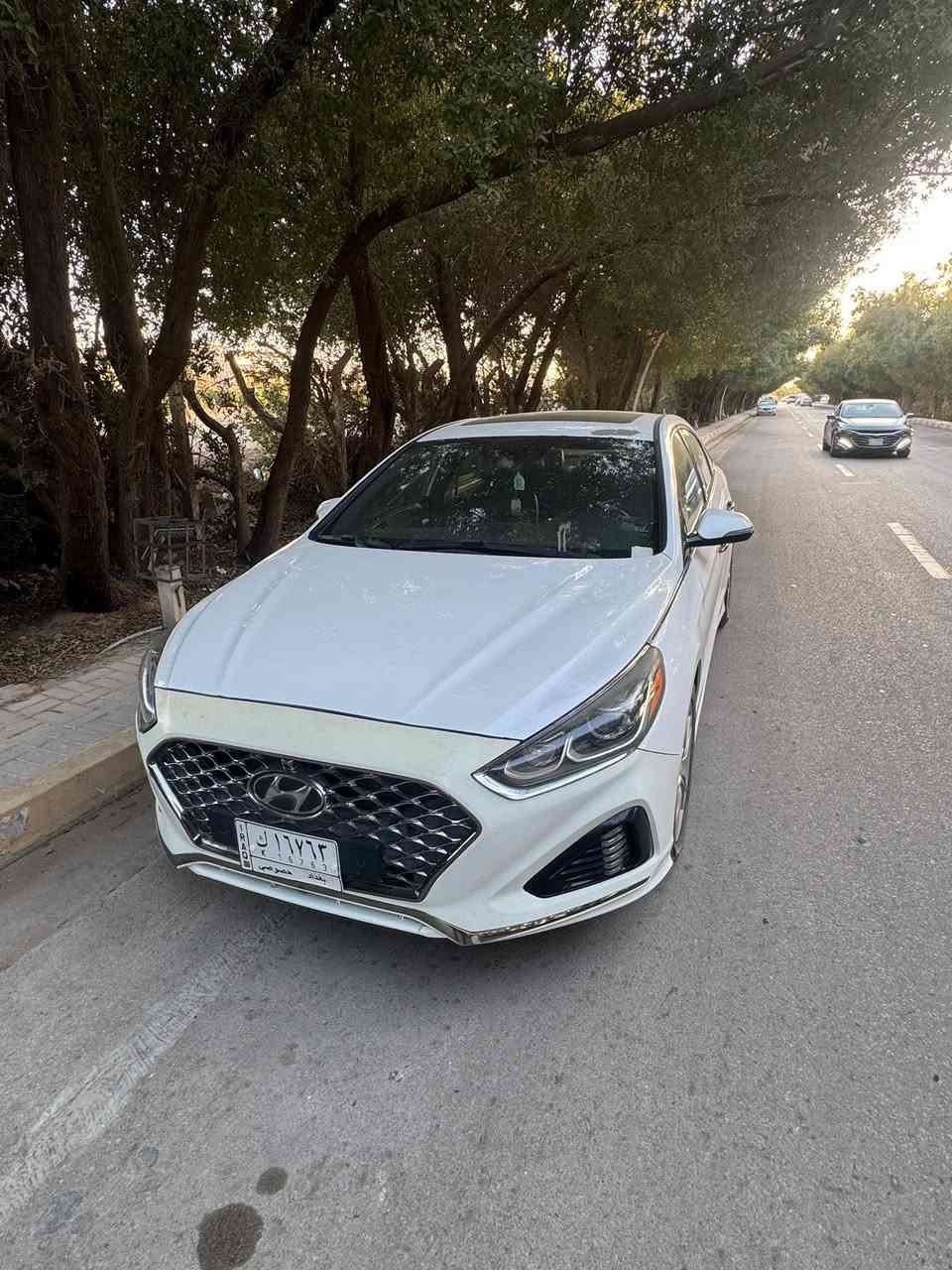 للبيع سوناتا 2018 وارد امريكي حادث بنيد فقط ارباك ستيرن صور الحادث. والسونار بالمنشور رقم بغداد باسمي
فول مواصفات 
بصمة 
فتحة 
كشنات جلد 
هيتر كشنات 
كامره 
شاشة كبيرة
تبريد خلفي 
كشن كهرباء
شفتات ستيرن 
لايت زنون 
محرك 2400
رادارات 
وباقي المواصفات المعروفة
سيارة جاهزة من كلشي 
السعر 150 وبي مجال 
مكاني نجف‭***********‬‭
