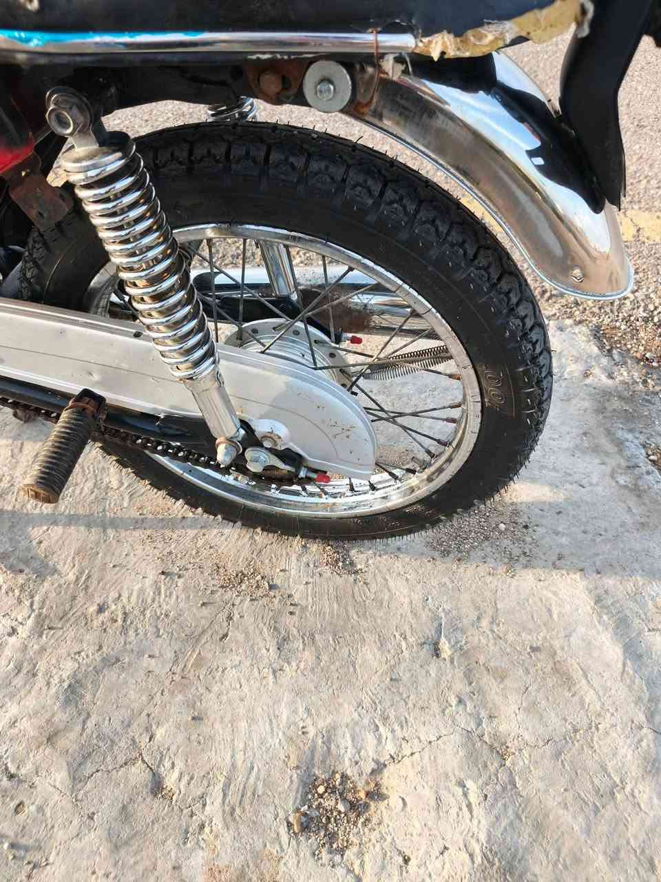 نامه بدون كصبه الرفيعه لا تبخير ولاتنقيص وياله جدد تايرات جدد لايت شغال بسعر 350. الكحلاء


**إذا كنت صاحب هذا الإعلان وتريد حذفه لأي سبب، رجاءا أرسل رسالة إلى الدعم الفني**