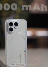 بوفا 7 الترا 120 فريم للمعارظ ب ايفون او بيع صارله شهر يمي 07507766723...