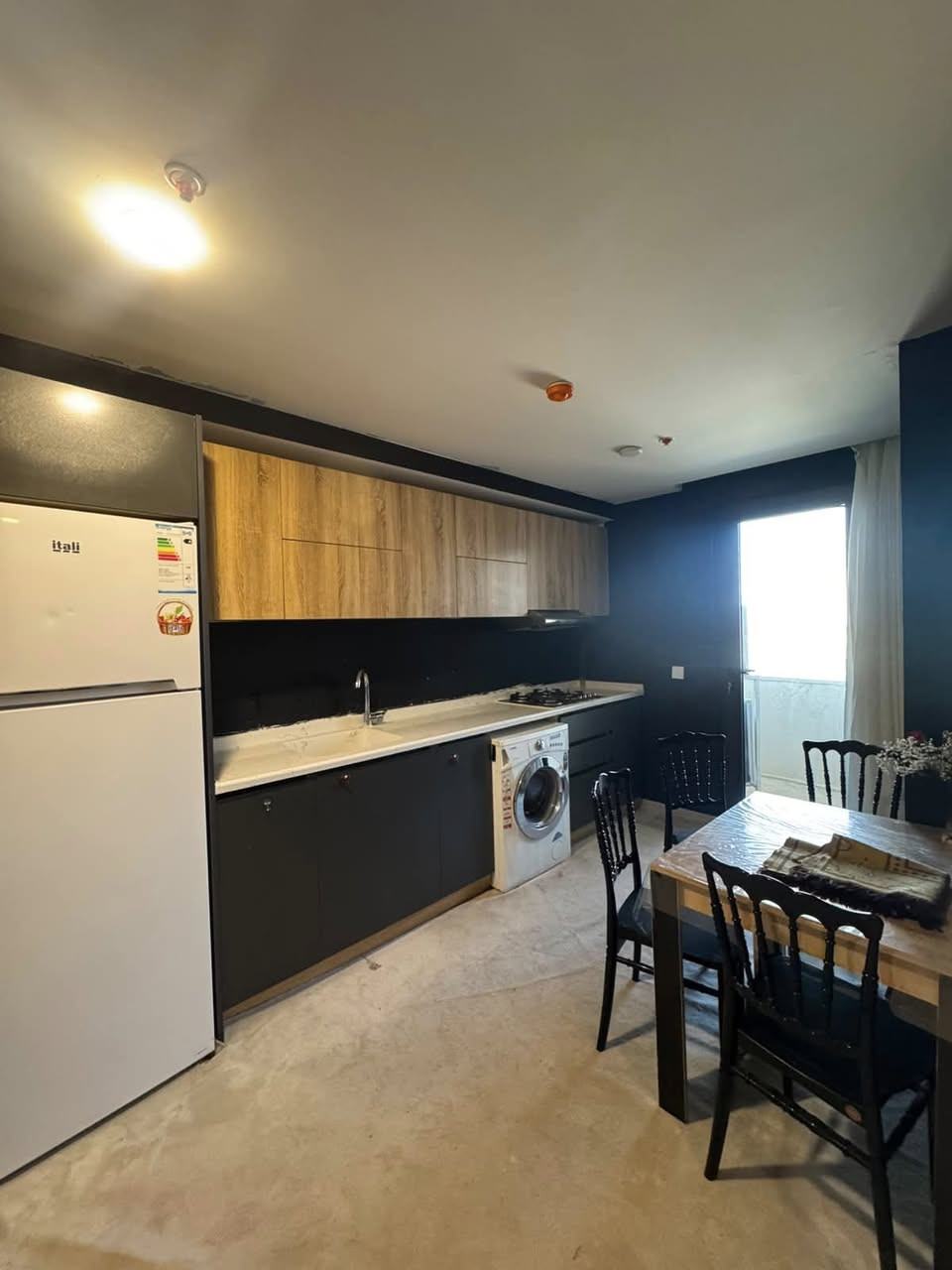 للايجار  او للبيع 

 شقە للایجار فی مجمع Life Towers 
1+1

سعر 400$  

للأستفسار اكثر التواصل واتس اب 
0750 073 3838 
0774 037 3838
