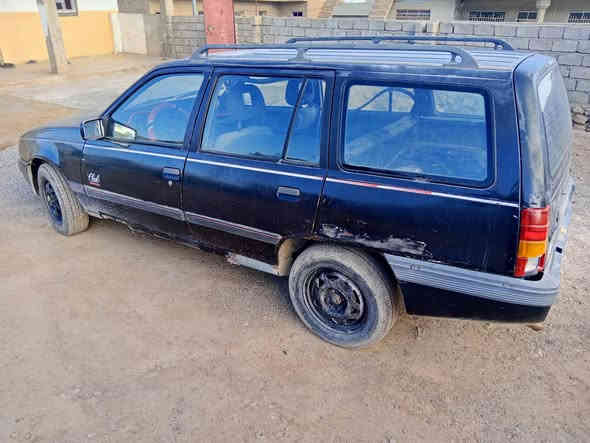 السلام عليكم كاديت للبيع حجم 18 السعر 10 هاتف ***********
