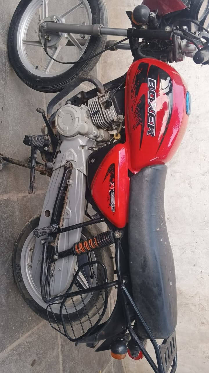 دراجه بوكسر كلاسك 2018
كامله شغاله  اوراق ضايعه 
ابيع كوم حديد اكفلك سرقه 
العنوان بغداد ‏‪0775 147 7085‬‏
