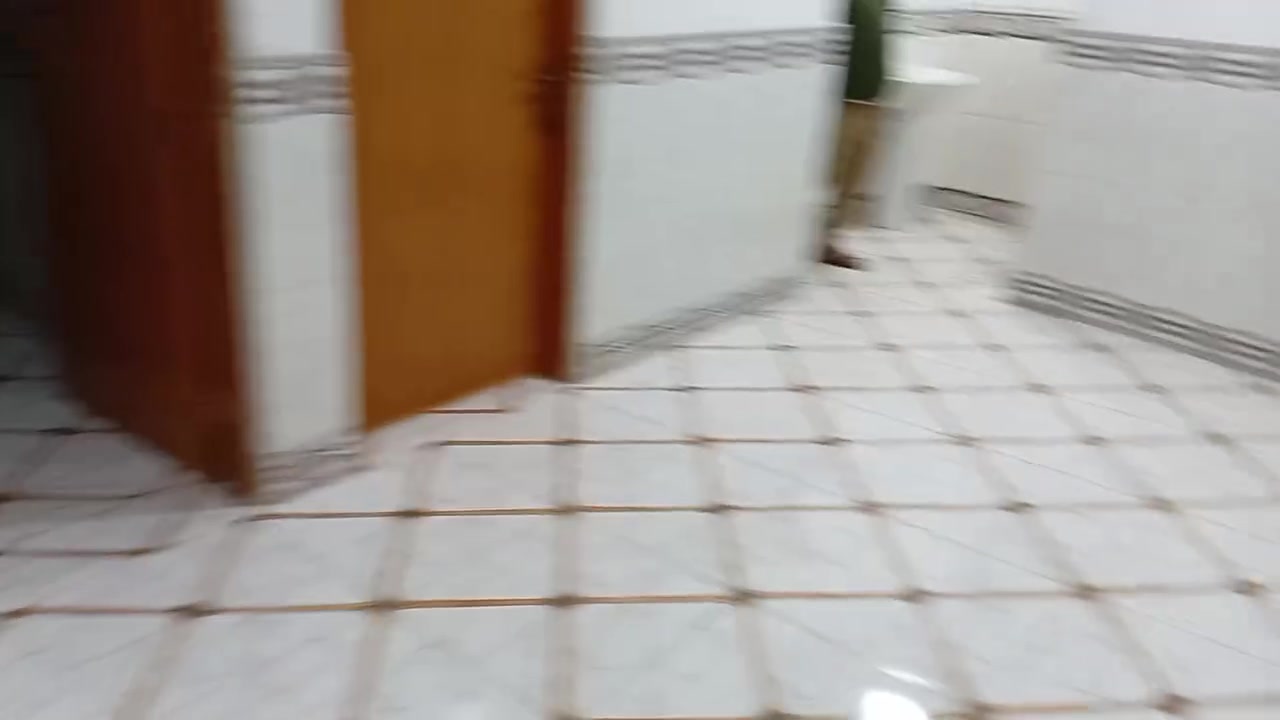 شقه للايجار ابو الخصيب محيله دورت ام زباله عله الشارع العام السايدين ايجار 300 غرفه وصاله ومطبخ وصحيات جديده للتواصل ***********
