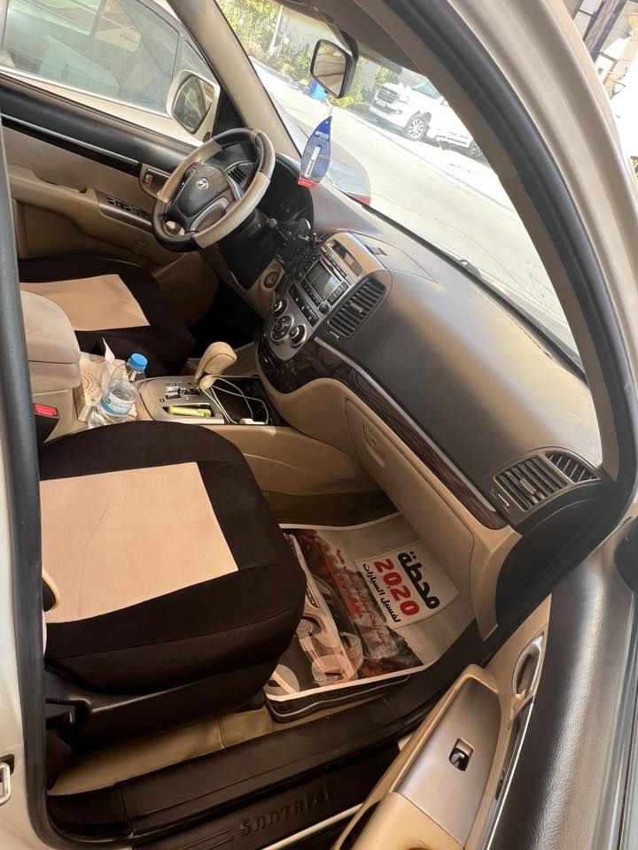 السلام عليكم سنتافيا 2012 خليجي شركه العامه رقم بغداد انكليزي سنويه ل 29 جاهزه ومكفوله كير محرك كهربائيات صبغ بارد كلها مكفوله حتى الدعاميات بدون صبغ  

سته سلندر 3500 
7 راكب
 3 قطع تبريد
 فور ويل 
غرفتها جدا نظيفه 
تبريد تدفئه كهربائيات كلشي بيها شغال وبلادي 
يحتاجلها فقط اذان شويه تعبانه وحده فقط جهه الصدر 

مكان المنصور  بيع فقط بدون مراوس 
سعر 160 
***********
