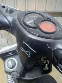 سكنز فحل ياباني مزود كامل ماشية ١٩ الف بعده زيرو غير متواجد على الفيس ...