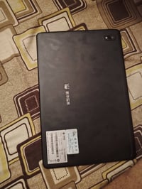 ايباد للبيع مع كامل ملحقاته السعر ١٠٠ او بي مجال قليل الاتصال 07712980...