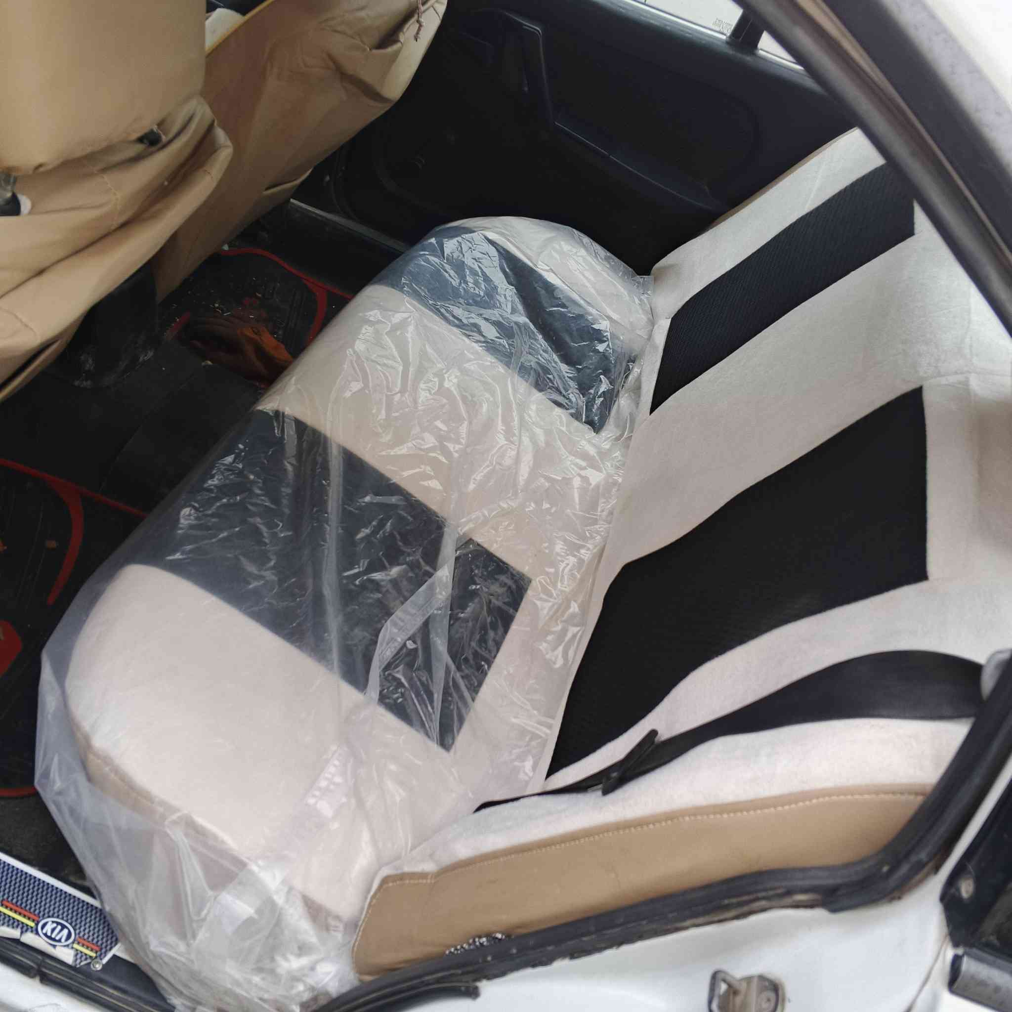 سلام عليكم اوبل اوميكه لبيع مديل 93 سياره جاهزه على اخر حبايه سياره مال جناي ضفيره  جديده ايلفيو جديد دوشمه جديده بطاين جدد حساس صلنصه جديد بطيخه جديده تخم تاير قبل 4تيام شادهن كير عادي كير ومحرك بشرط السعر ب38وبيه مجال ***********
