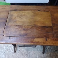 سنكر بريطاني أصلي • نظيفة • رجل وكهرباء