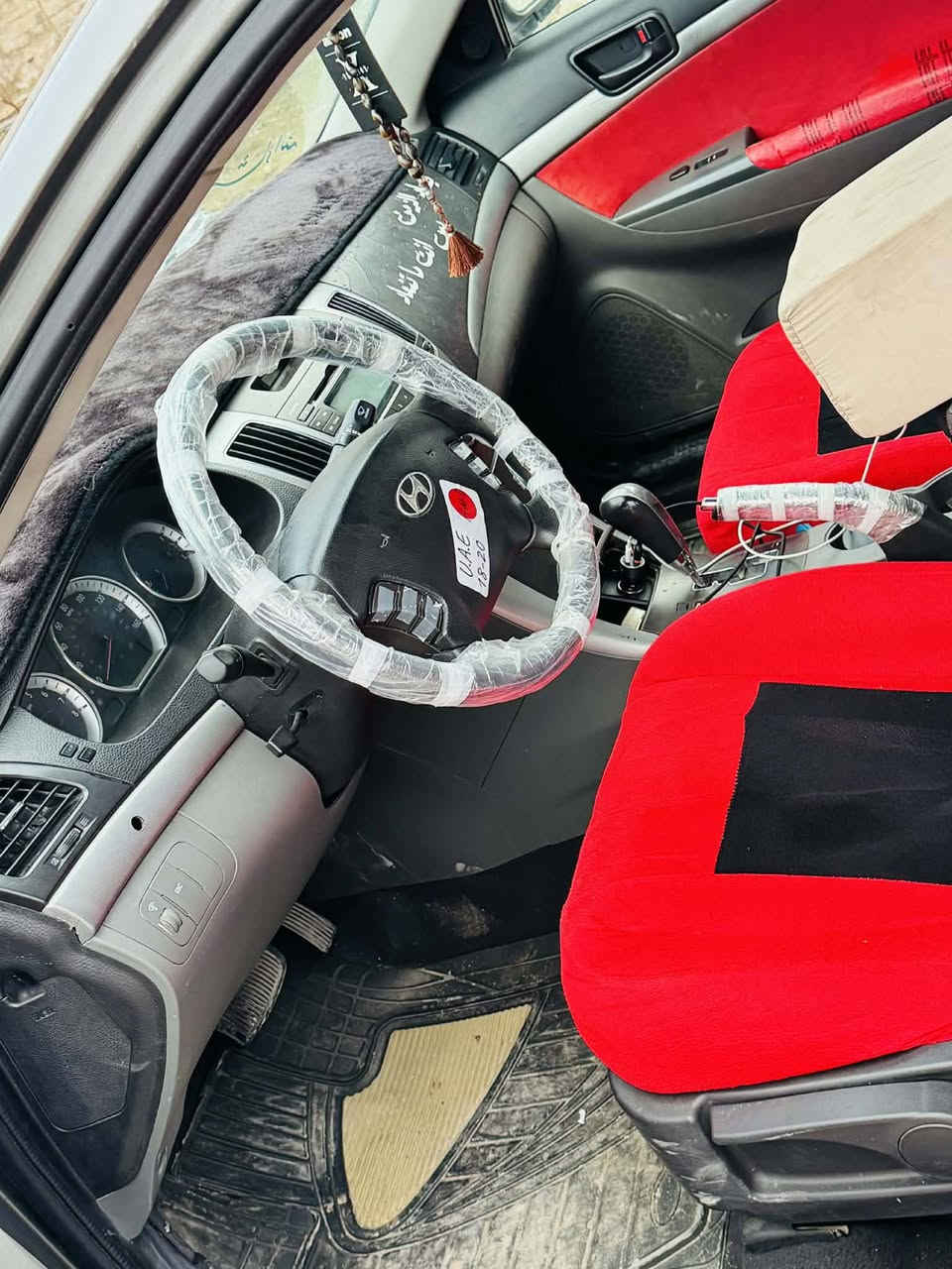 بعد السلام والتحية سوناته 2010 ضرر بنيد بدون دواخل + محزم جماليه السياره جاهزه تخم تاير جديد صدر جديد باتري جديد كير ومحرك خير من الله محرك مبدل بي كازكيت فقط تحويل مباشر سعر 100 وبيه  مجال 
***********
