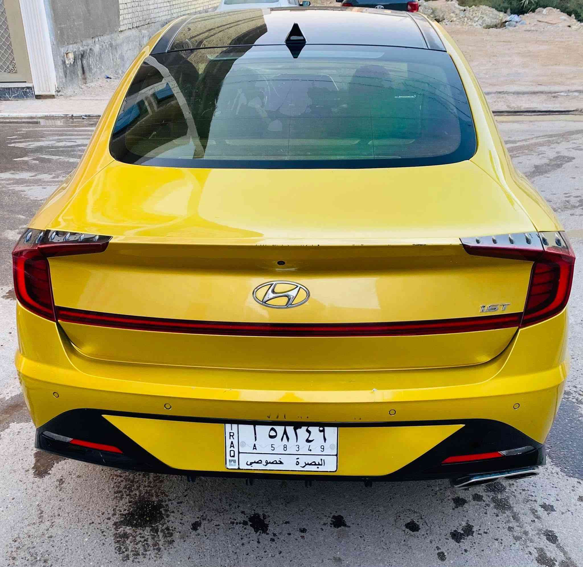 السلام عليكم
سوناتا موديل 2020 للبيع فقط)) 

محرك 1600 تيربو 
تبريد تدفئة كشنات اماميه 
كشنات اماميه كهرباء 
كشنات خلفيه تدفئة 
ستيرن تدفئة 
خزن كشن 
مناخين تبريد
كير دكم 
قطعتين تبريد 

اوتو هولد 
رادارات خلفيه اماميه 
حساسات
وبعد بيها هوايه مواصفات 
ملاحظة((السيارة بعدلها سنه وتصير حره معوقيين)) 
السعره155 $ وبيها مجال للشراي 
الرقم:*********** 
السيارة عوزها بطاين جاملقات امامي فقط
