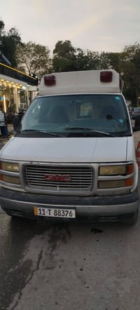 للبيع إسعاف موديل 1997  رقم جديد سنوية بأسمي السيارة بيها نواقص بسيطة ...