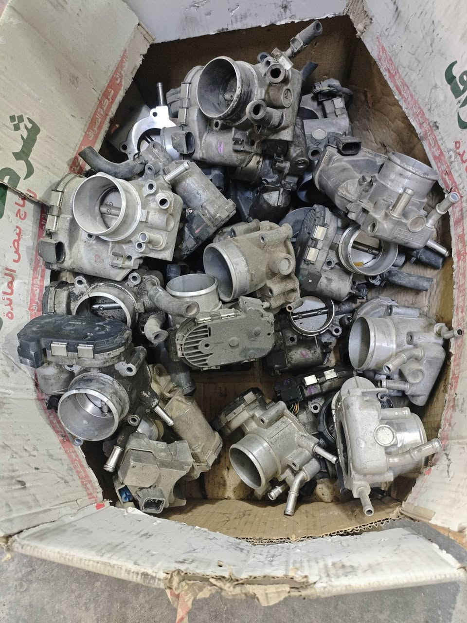 سلام عليكم شباب غراض كوري /جويتر اكسنت مضلع +ريو سيراتو النترا /بخاخات محرك 1600+1800/سلف و دينما و فيش انواع السيارات الكوريه /كتفات /ضفيره محرك اوبتيما 2010+النتره 2009+2010+2011/سوناتا 2010+2012/مراوح كاف انواع السيارات الكوريه /قاعده فيوزات داخليه اوبتيما مضلع +النتره +سيراتو +سوناتا +سبورتيج       /الاستفسار اتصال على رقم /***********/***********🤝🤍
