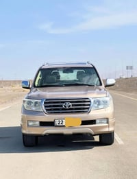 لاندكروز VXR • ٢٠١١ • محرك ٥٧٠٠