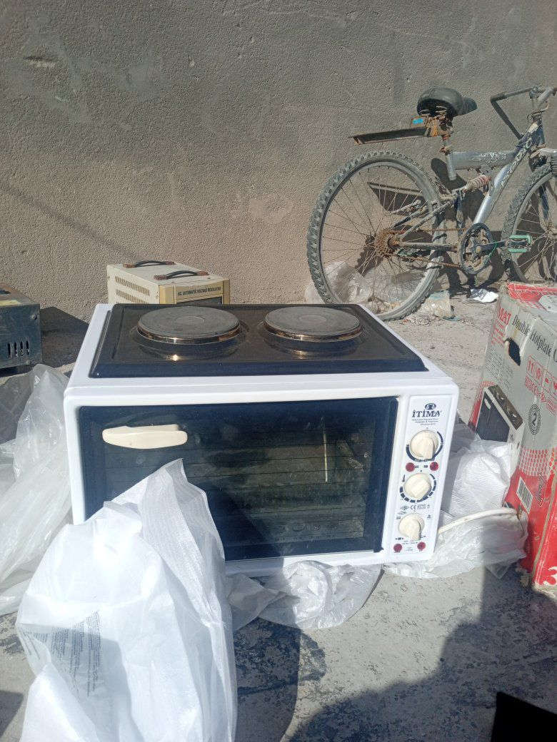 فان طبخ مع هيتر عدد ٢ جديد  شغالات  فقط الشوايه شمعه داخليه يراد تبديل  سعر   ٣٥ .
عصاره  طعام  وفواكه  جديده  مامستخده ابد  سعر   ٤٥  
شاشه تلفزيون  عدد  ٢   عطل  بسيط  سعر   ٦٠ 
المراسله  واتساب  أو ماسنجر   *********** العنوان كازينو لبنان
