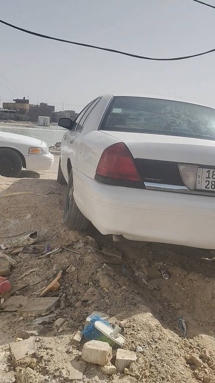 السلام عليكم فكتور مال مزاد كامل امكمله سياره جاهز مكينه او كير او حداديه بل الجيس كهربائية كله ابلد السياره مابيه اي نقص ترايك الى بغداد امرقمه تحويل ثاني يوم مكاني بصره ***********السعر 65سياره متعوب عليه
