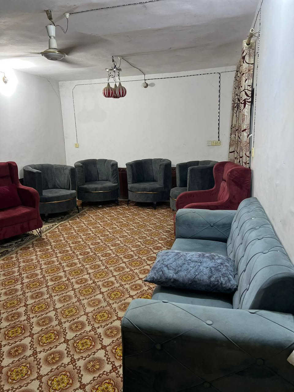 تخم ونص مستعمل للبيع نضافه فول
السعر خاص او واتس ***********
