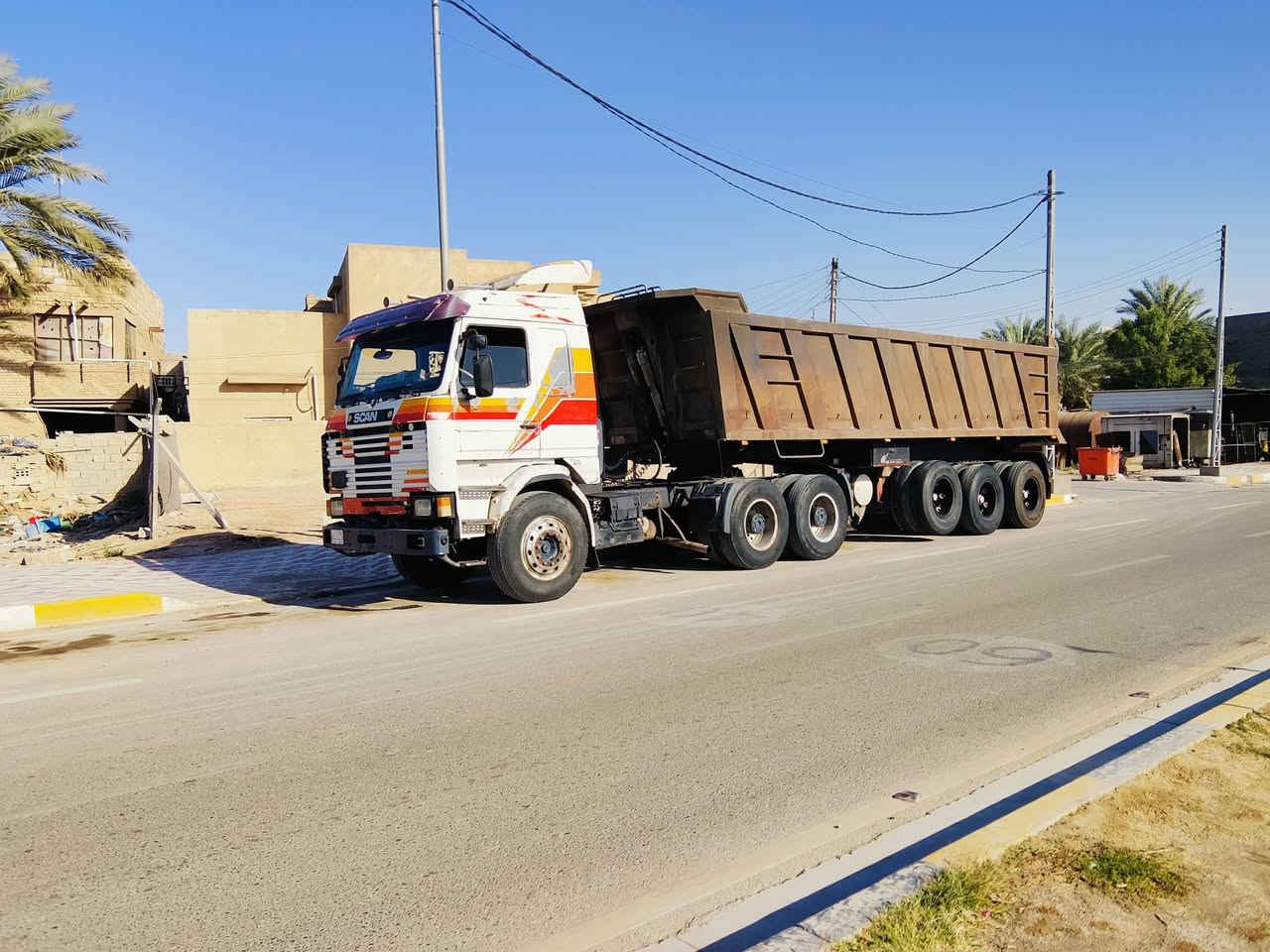 السلام عليكم سياره سكانيه للبيع مديل 1993 رقم بصره سنويه لل28 مشروع وطني ثلاث لوحات تحويل مباشر مكينه 8 كير 5/5 مجموعة ورده الفينيه مكينه كير مجموعة شاصي مكفول كفاله عامه عربانه حداديه ثلاث دناكير بريك هوه كهربائيات كله جديد السيارة جاهزه للعمل ماعايزه كلشي السعر 275 قفل ورقه رأس وعربانه مستعجل علبيع المكان كربلاء طويريج ***********
