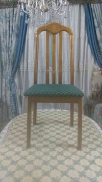 لبيع ثمانيه كراسي  إتصال على الرقم 07813347262 أنا مكلفه بنشر