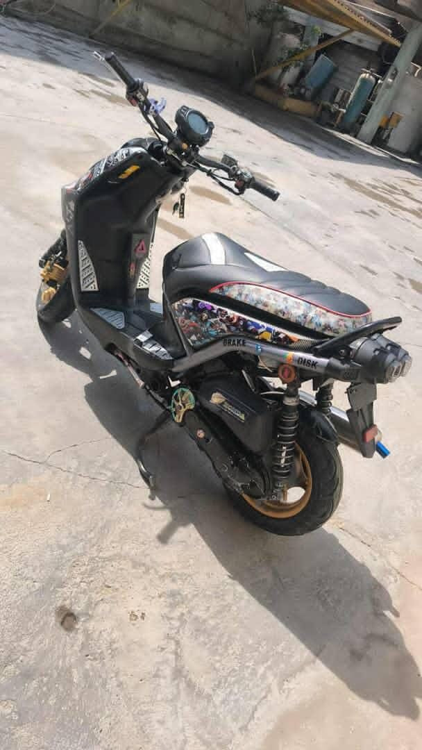 سلام عليكم حبايب هاي دراجه كدامكم نضيفه برغي ممفتوح بيه  بيه كلجات رياضي هيه تزويده من ليابان  ماملعوب بيه سعر مليون وربع وبيه مجال  حق جيه  مكاني كربلاء رقم *********** بي واتساب
