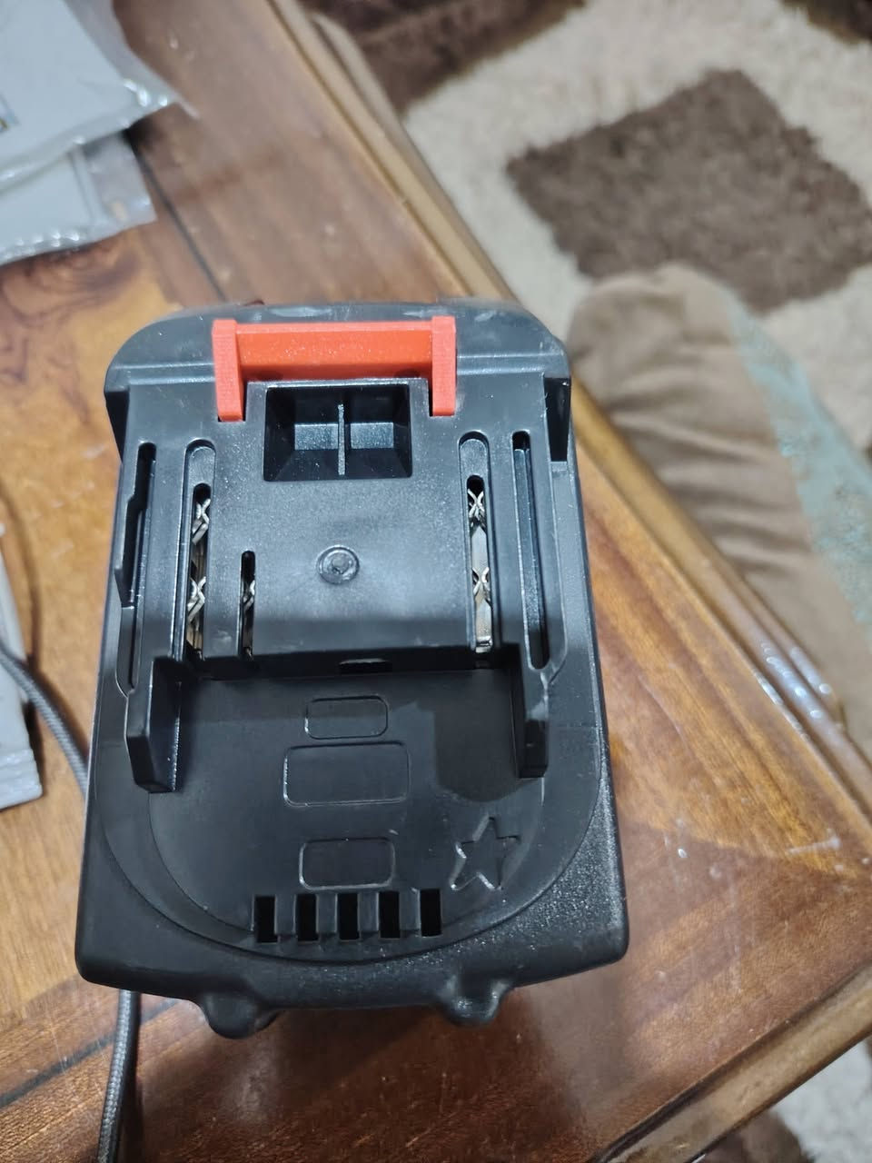 متوفر كارت بطارية الصيني الجوكر سعر القطعة ٦ الاف دينار للاستفسار *********** بغداد تقاطع حي اور
