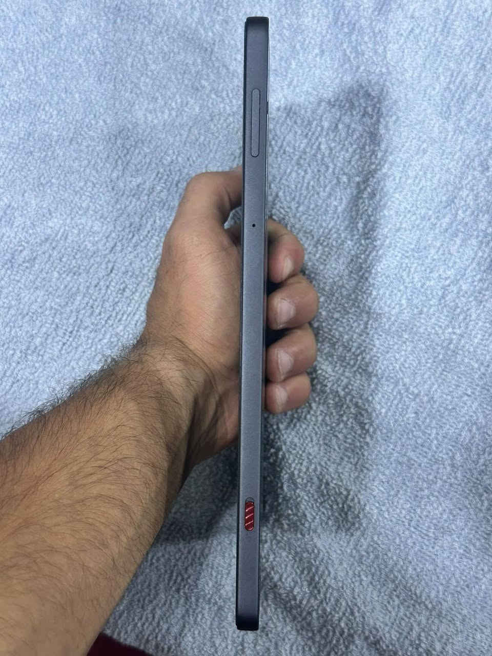النوع : ايباد ريدمجك استرا
اللون : اسود 
ذاكرة : 256
بطارية : %97
عدد الشحن : 176
النضافة : 99.9
اغراض : كارتونة + كيبل الشحن مالته الاصلي + كفر + هدية من عندي شاحنة شاومي الاصليه بقدرة 90w هية والكيبل مالته مع العلم الايباد ما يجي ويا شاحنة بس هاي هدية واني خادم 
السعر : 950 وبي مجال مال جية واني خادم 
المكان : الزعفرانية
للتواصل اكثر خاص


**إذا كنت صاحب هذا الإعلان وتريد حذفه لأي سبب، رجاءا أرسل رسالة إلى الدعم الفني**
