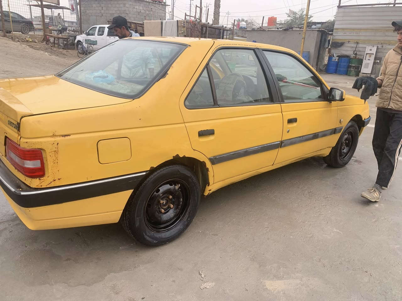 سلام عليكم بيجو 405 موديل 2016 سياره سنويه منتهيه من2022 راعي سياره أريد تحول  مكانه البصره سياره حلوه مكينه كير دواخل بس بدي بيه خياس قليل 
السعر 30$ بيها مجال حك جيه 
#المكان_البصره_شط_العرب
موجود واتساب ***********
