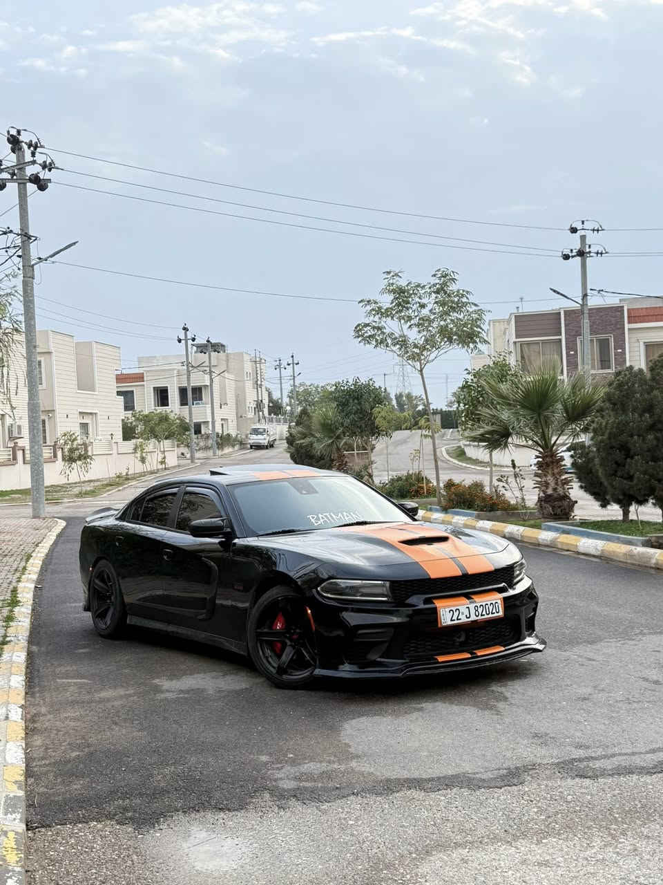 ارتي ماكس 2021 فول مواصفات للاخير رادار امامي وسلايت حادث سياره بسيط تقريبا بس تاير
جاملغ سايق صبغ بدون دواخل فقط لاغير

ملاحضات مال شارع بسيطه 

السياره فول برمجه طلقات جكات تنزل وتصعد s2

ماشيه 100 كيلو 

خط برتقالي على طول السياره مذكور بل سنويه

رقم اربيل مميز 

عنوان السياره ديالى خانقين ***********
