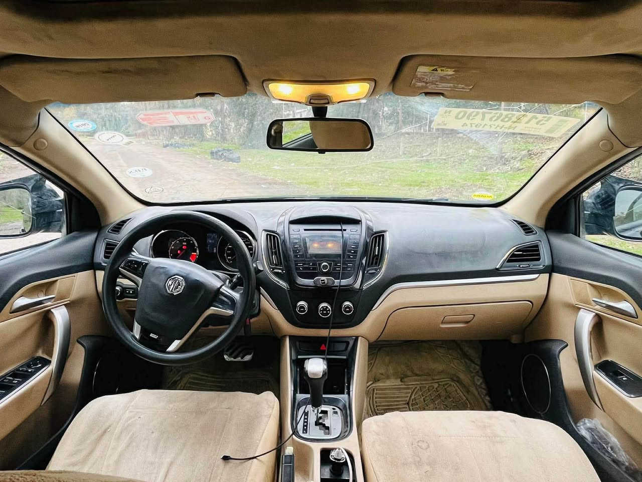 ئیمجی ٥ مۆدیل ٢٠١٥
سیارەکە کامل جائیزە 
مواسەفات : سوکان ڤۆلیۆم ، ئاوینە کارەبای ، چوارجام کارەبای ، عەساس ، سلایت ….
سیارەکە سەنەوی بەسەر چووە وەک و خرامە ٤ وەرەقە خرامەی لەسەرە دوای معامەلە بۆت دەگەرینمەوە .
وەک و سبوخ : ٢ پارچەی سبوخە هەردوو چاملخی پیشەوەی سبوخە بی داخیلی .
شوین : هەولیر 
ژمارەی موبایل : *********** أربيل, العراق
