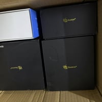 وحوش GT king 3 قطع اسود 2 قطع ازرك  مع قطعه ميكول شغال بس ميعرض صوره ك...