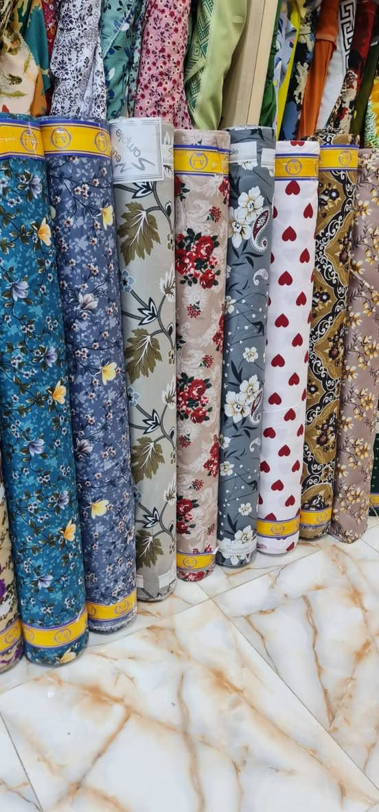 اقمشه جديده ونقشات حلوه همايون امراتي 
سعر الفرشه نفرين ب10


**إذا كنت صاحب هذا الإعلان وتريد حذفه لأي سبب، رجاءا أرسل رسالة إلى الدعم الفني**