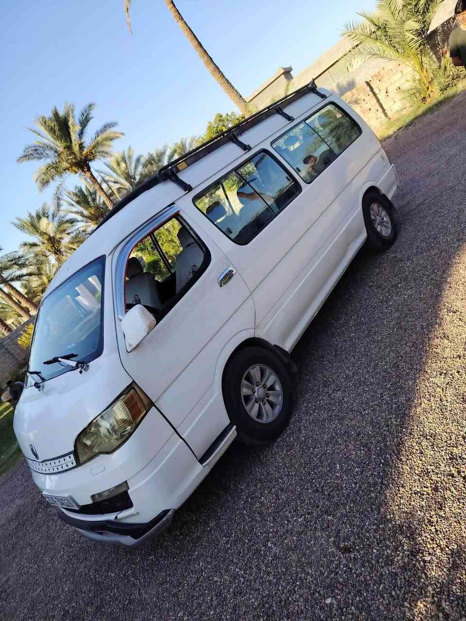 السلام عليكم
جنبي H1 2014 للبيع كير ومحرك ونجي ياباني كير واكسن خير من الله تبريد شغال تخم تاير السياره نظيفه وبدون صبغ ع وضع البلادي مصفره هيئه وغرامات سياره بأسمي رقم بغداد سنويه لل 31 
السعر ع الخاص للاستفسار الاتصال ع الرقم ***********
