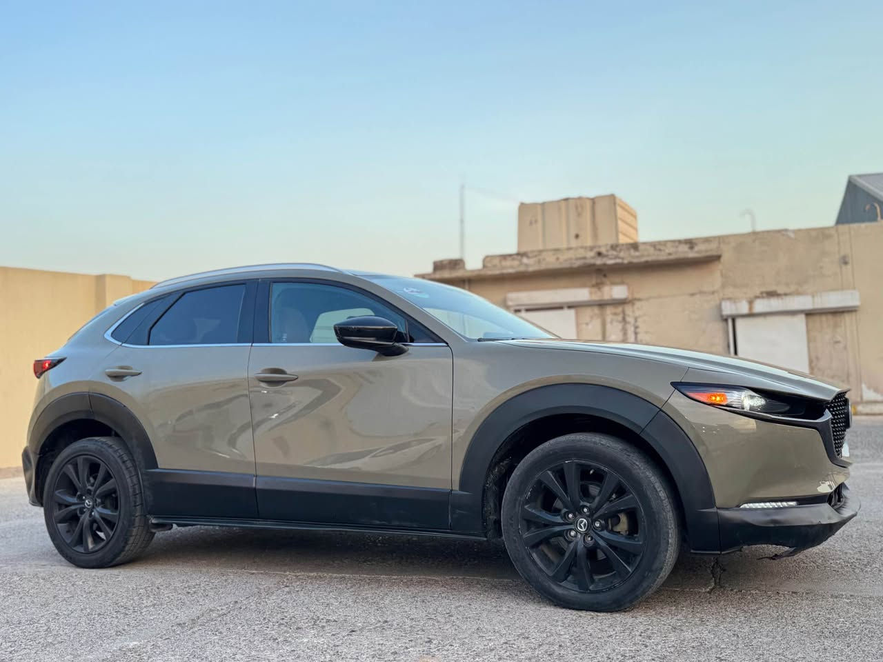Mazda cx30 Carbon turbo 2024 

سعر ١٤٦$✅

جملغ و باب صبغ بدون دواخل ✅

محرك ٢.٥تيربو 🚀 AWD

اللون كاربون توربو مرغوب 👌

داخل مشمشي 

فتحة سلايت 

مكان: قضاء عقره 

0️⃣7️⃣5️⃣1️⃣8️⃣5️⃣2️⃣2️⃣7️⃣3️⃣6️⃣📞 واتساب اكر, نينوى
