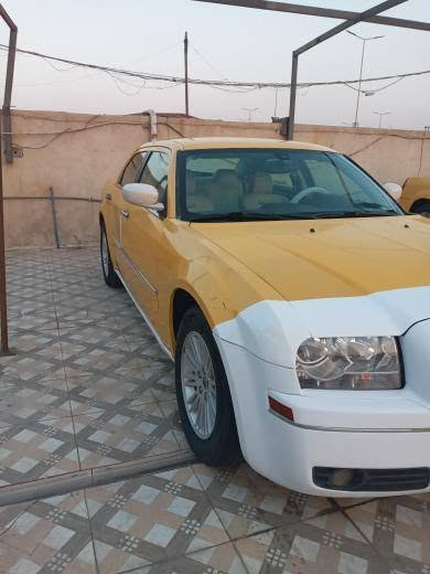 السلام عليكم أوباما 2010اصل رقم بغداد مشروع وطني كير +مكينه اخير من الله تبريد ثلج تخم تاير سياره جاهزه ضربته جاملق مامي بدون دوخل +باب العبري مفتوح مكاني العماره السعر 120وبيه مجال شراي خابر ويدلل ***********
