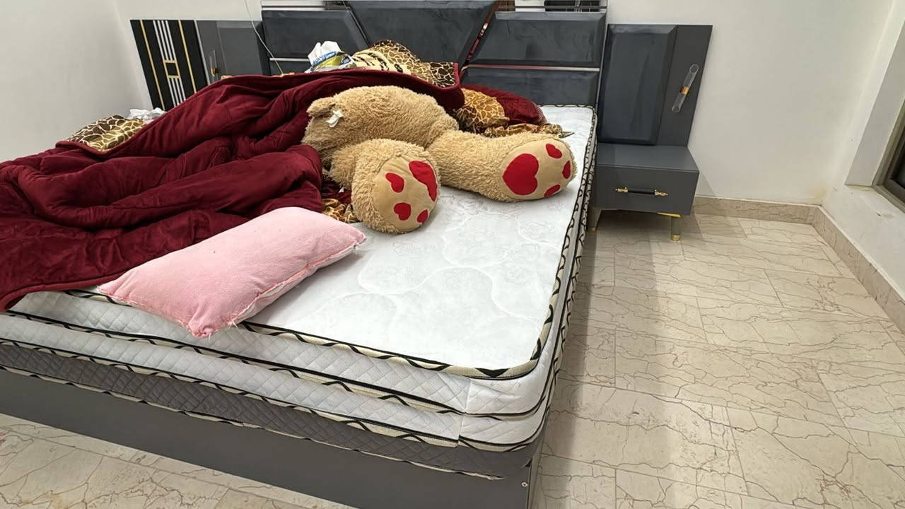 غرفه تركي نضيفه ستخدام قليل سعر 400 بيه مجال موجود واتساب ***********
