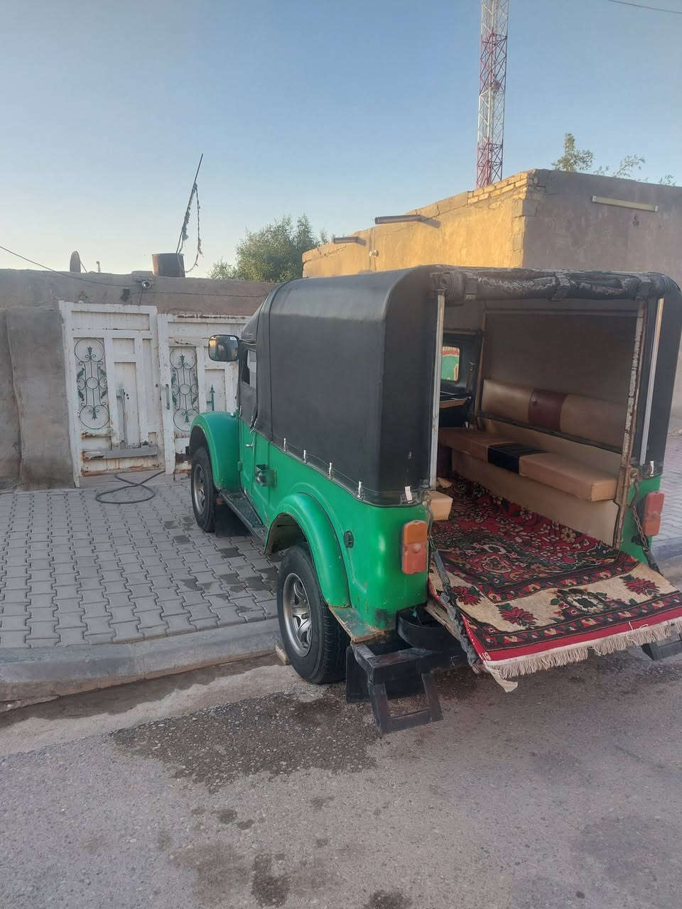 سلام عليكم زوبه اصولي للبيع نظيفه كير ومحرك واكسن كفاله محرك ونجي السعر ٦مليون وبيها مجال الاتصال على الرقم 
***********
***********
